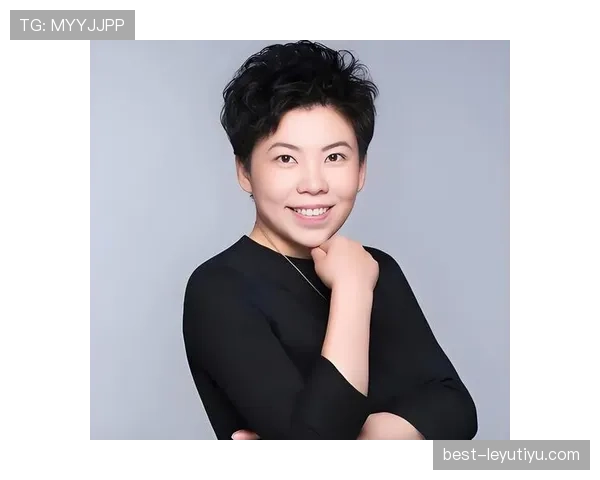 邓亚萍当年赢球后喝的那瓶矿泉水，现在看简直是凡尔赛鼻祖